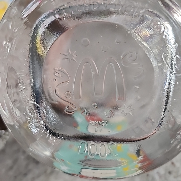 Mickey Mouse Walt Disney World Magic Kingdom 2000 Square Glass Set McDonald's - Picture 4 of 6